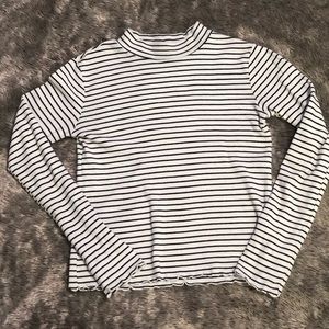 striped shirt